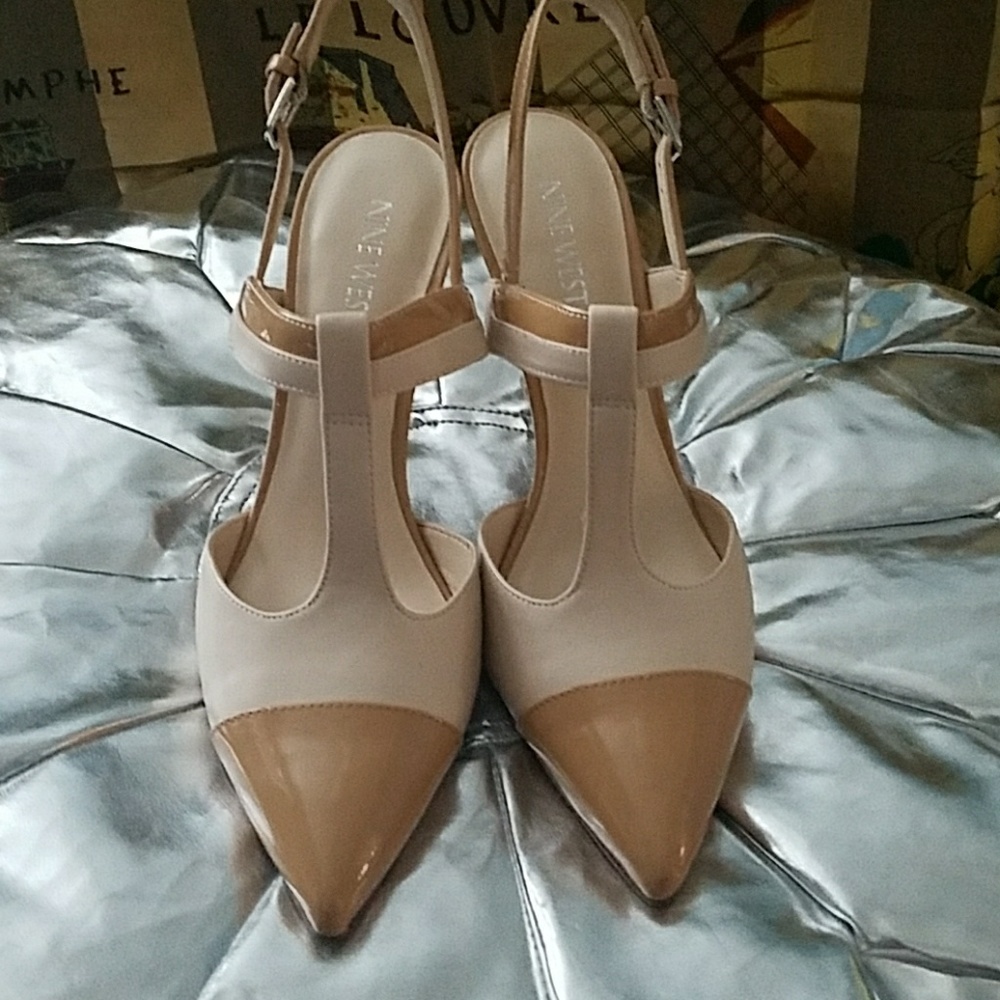 Nine West Tan Slingback Pumps